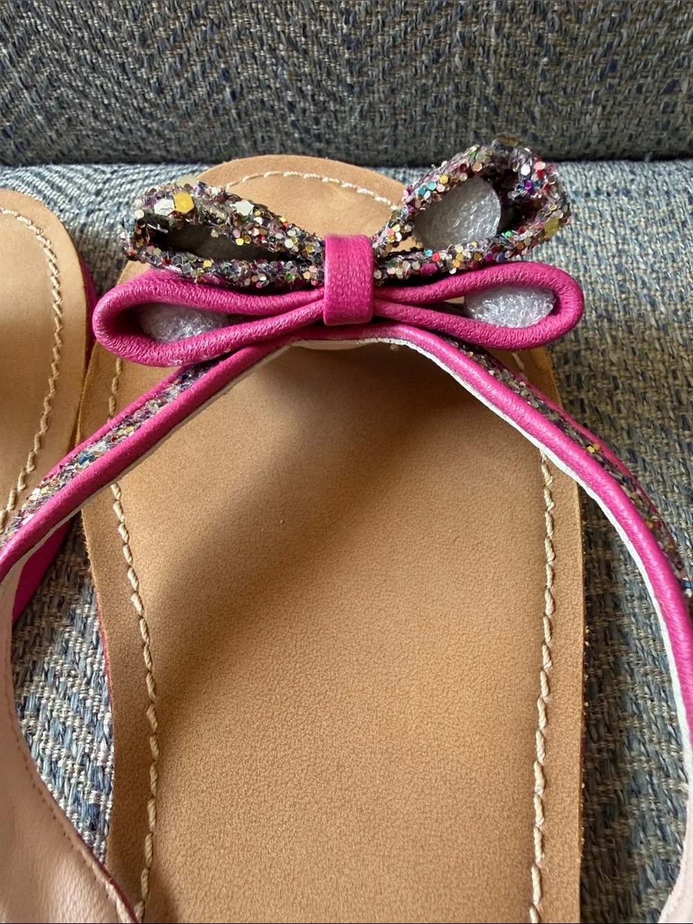 Kate Spade Icarda Glitter Bow Flip Flops Size: 8.5 M